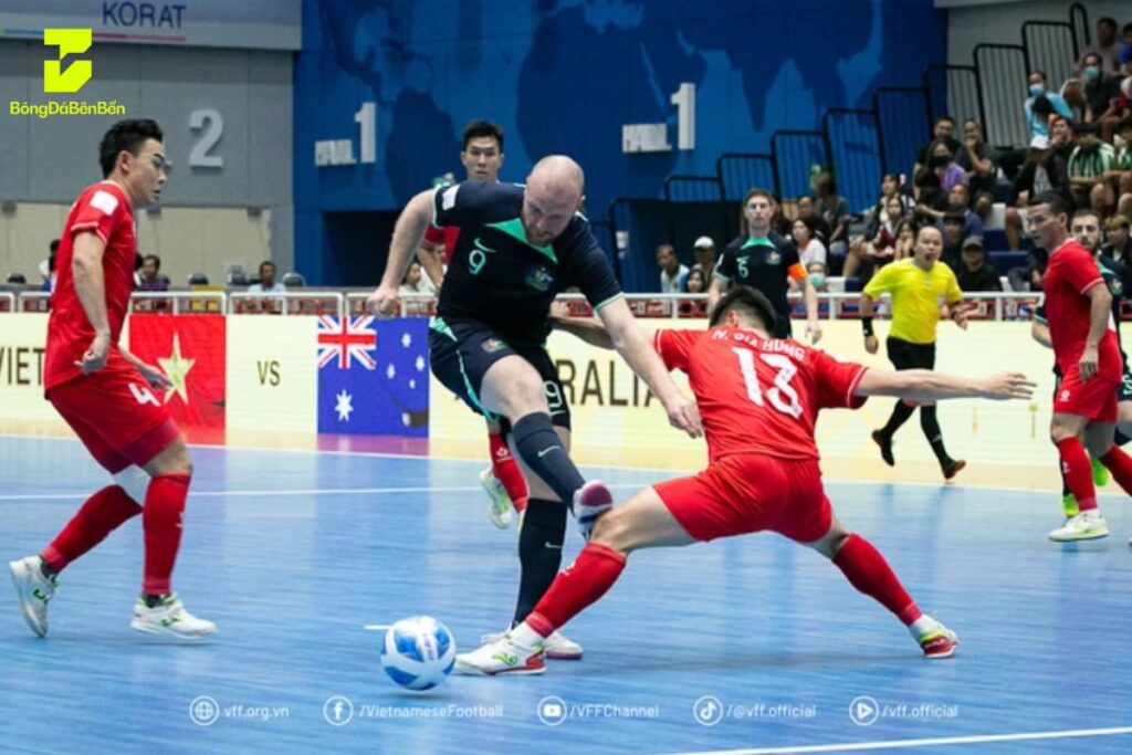 luật chuyền về cho thủ môn futsal